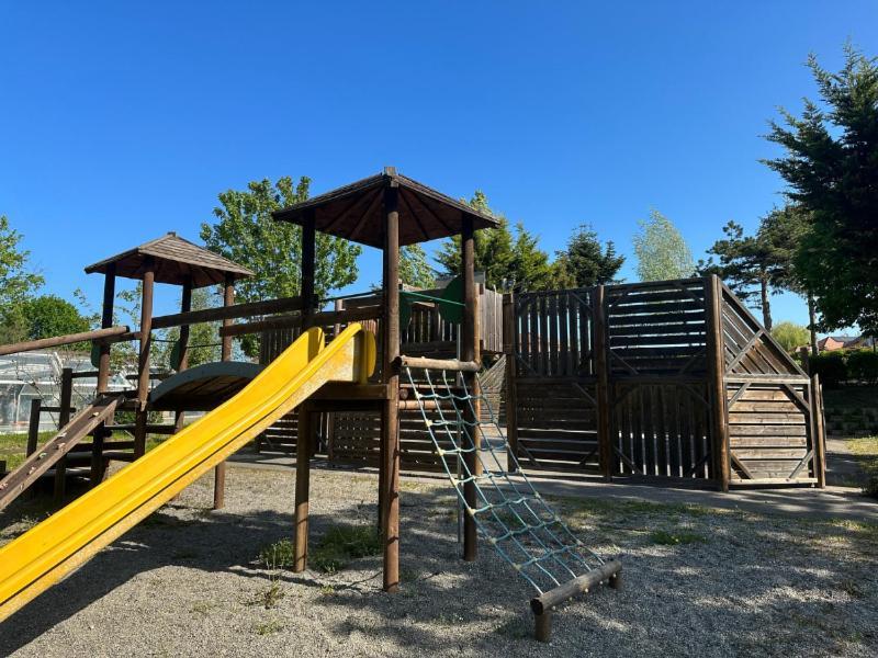 Camping Le Relais Du Leman Messery Exteriör bild