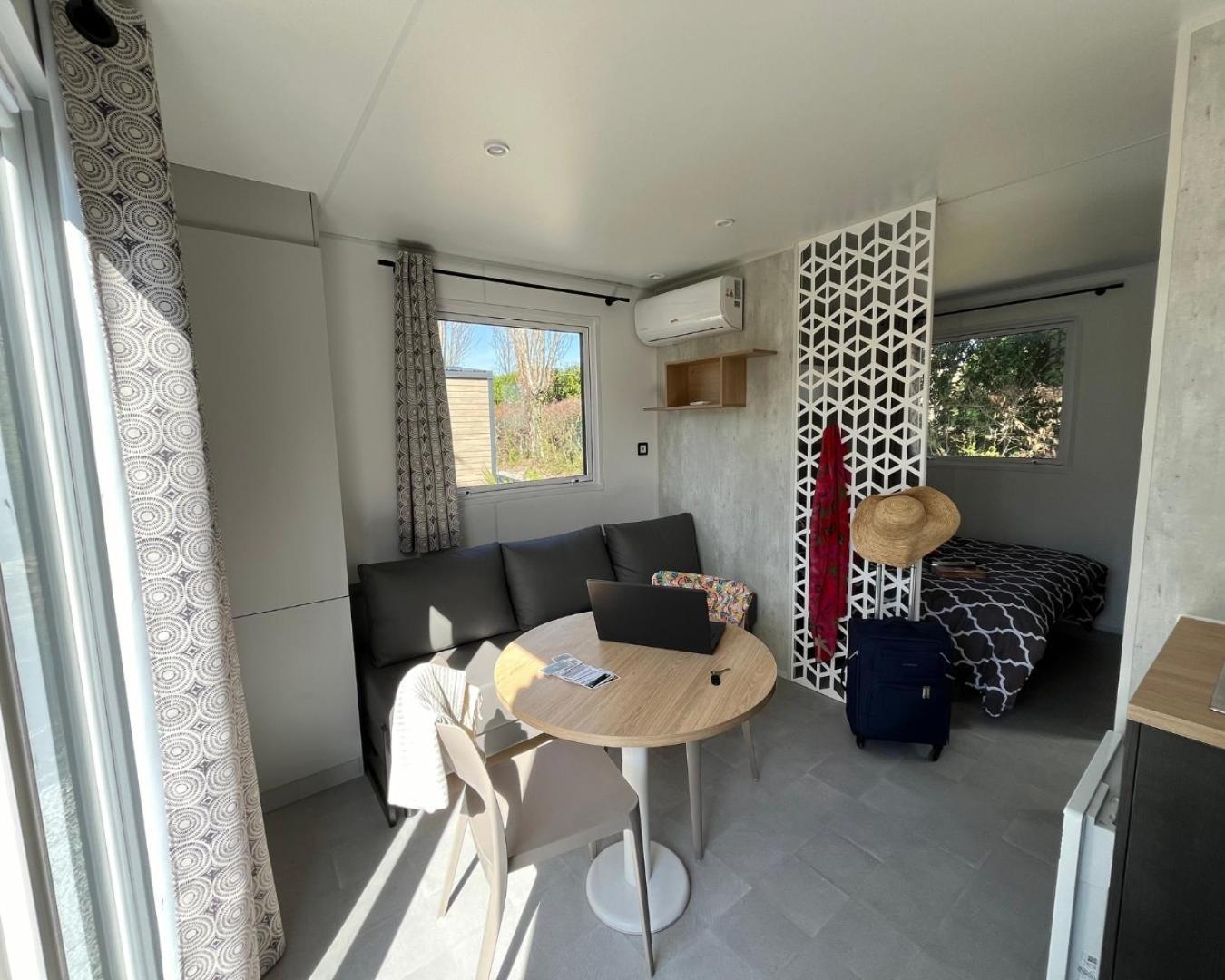 Camping Le Relais Du Leman Messery Exteriör bild