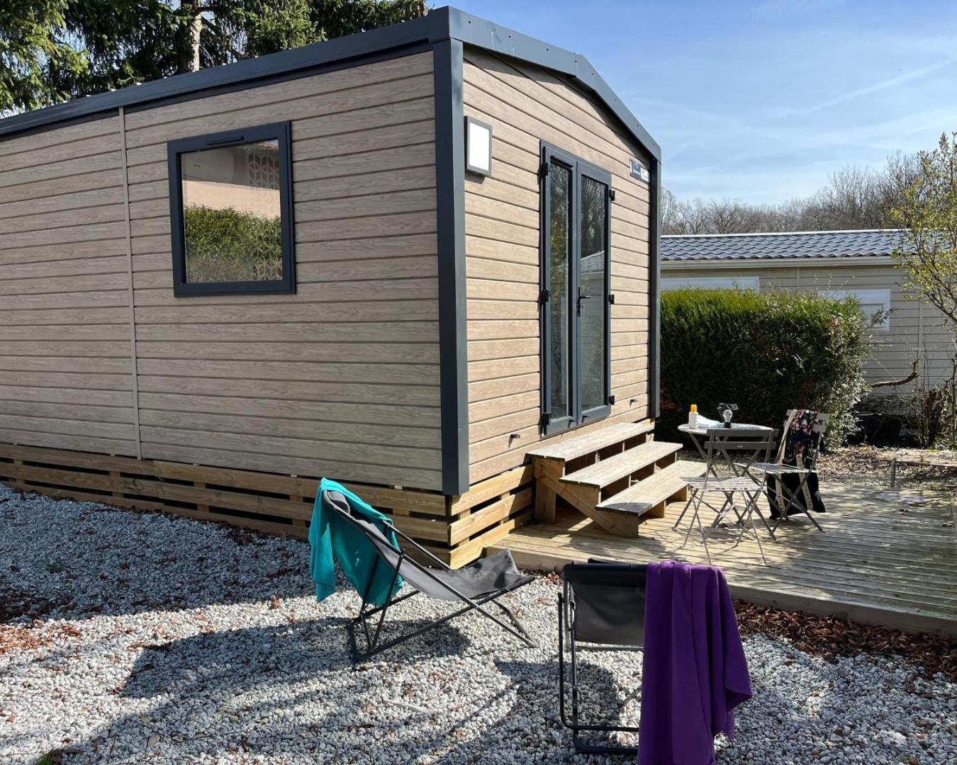 Camping Le Relais Du Leman Messery Exteriör bild