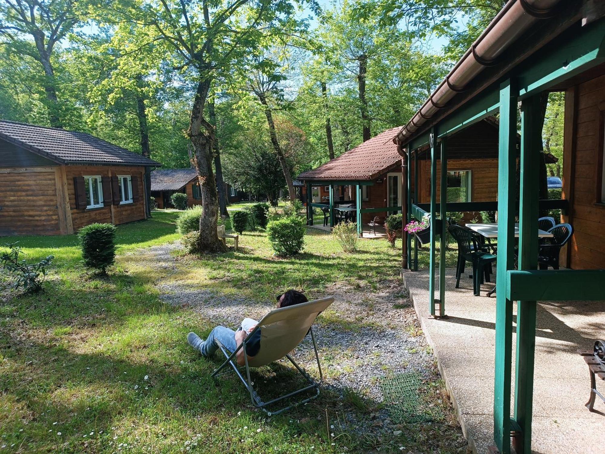 Camping Le Relais Du Leman Messery Exteriör bild