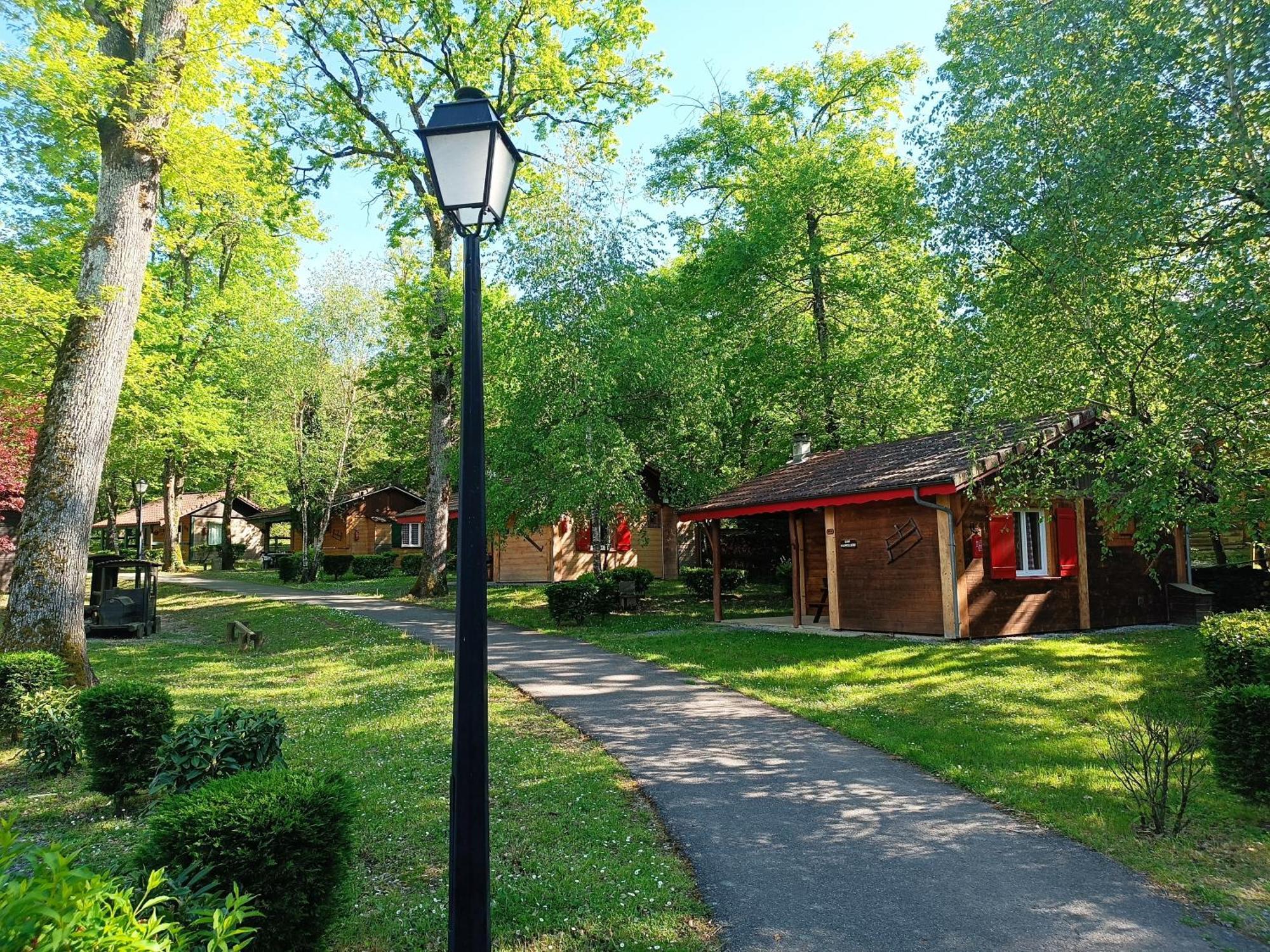 Camping Le Relais Du Leman Messery Exteriör bild